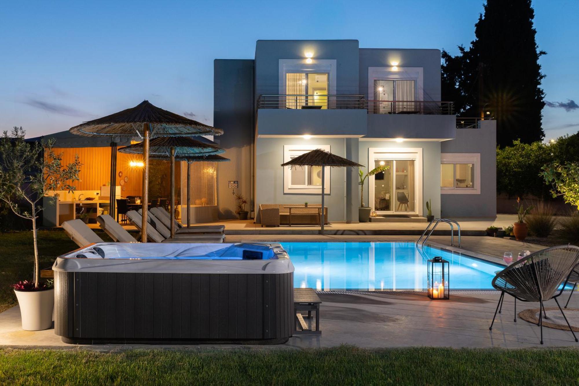 Ethria Pool With Heated Jacuzzi Afandu